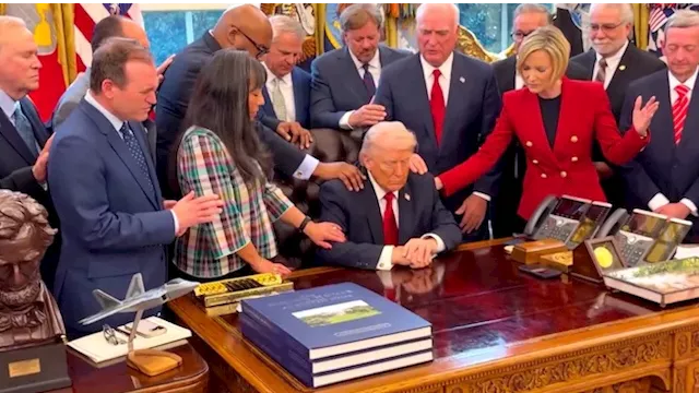 القساوسة في البيت الأبيض 