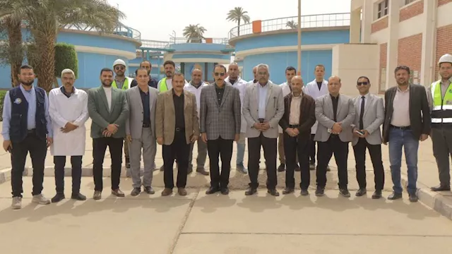 محافظ سوهاج يتفقد محطة مياه البلينا
