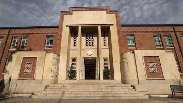 مقر السفارة الأمريكية السابق في طهران