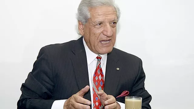 الدكتور فخري الفقي