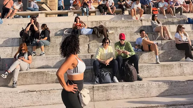 رانيا يوسف تخطف الأنظار في أحدث ظهور