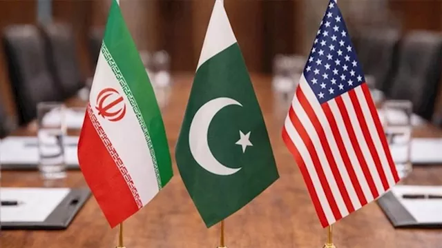 إيران والولايات المتحدة وباكستان
