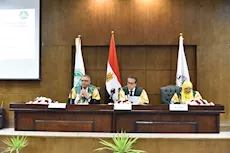 وزير الصحة يترأس مناقشة دكتوراه عن حوكمة الطوارئ بعين شمس
