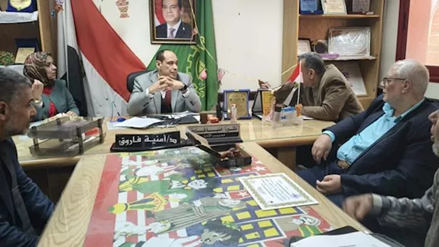 خلال الاجتماع