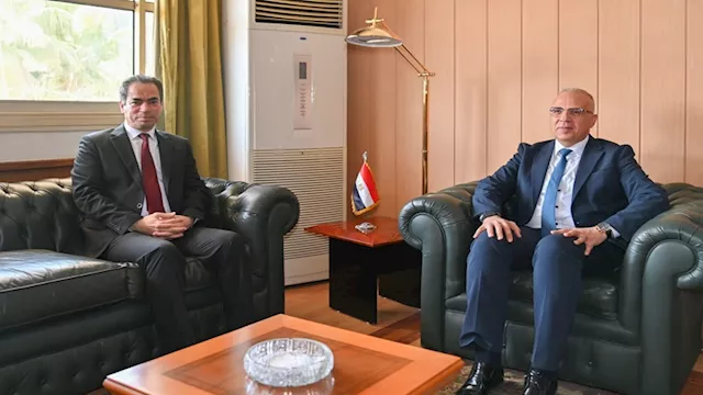 وزير الري مع رئيس الوطنية للإعلام