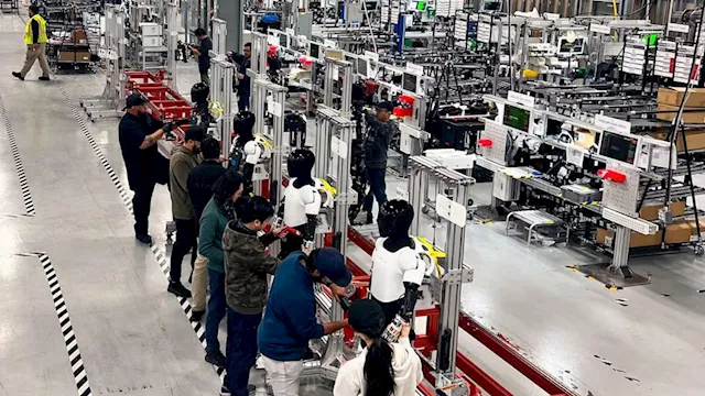 روبوتات تسلا الشبيهة بالبشر