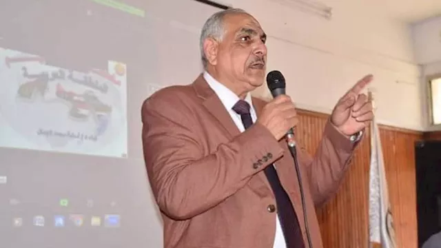 مصطفى الديب نقيب المعلمين ببني سويف