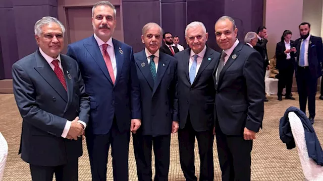 وزير الخارجية يجري سلسلة من اللقاءات الجانبية