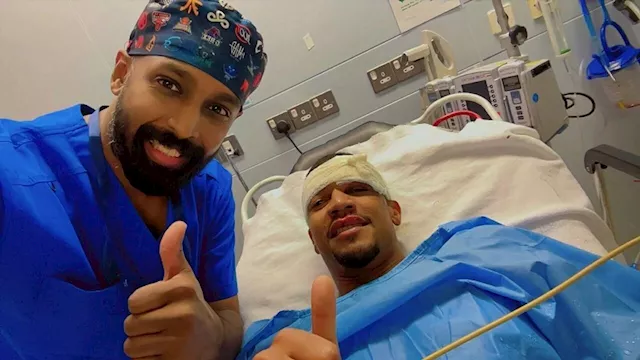 لاعب جوهر الماليزي بعد إجراء العملية الجراحية