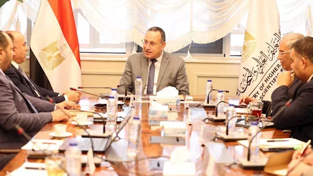 وزير التعليم العالي يبحث مع جهاز مستقبل مصر تعزيز 
