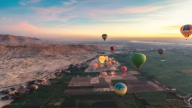 البالون الطائر