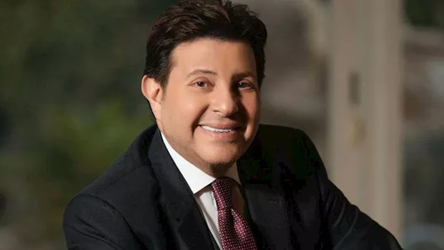 المطرب هاني شاكر