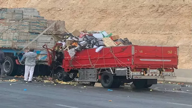 تصادم سيارتين على صحراوي المنيا