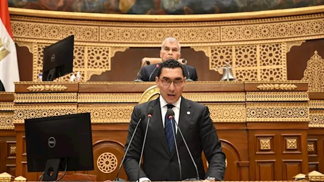 وزير الرياضة بمجلس الشيوخ