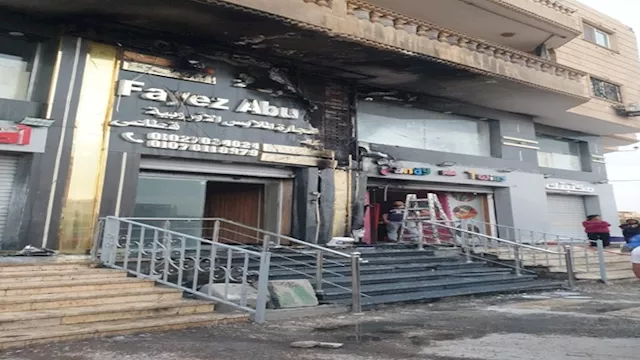 حريق داخل محل ملابس في العبور