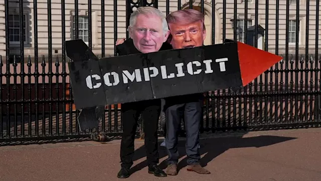 بريطانيون يحتجون على زيارة الملك تشارلز للولايات ا