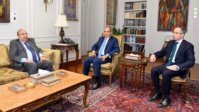 وزير الخارجية يستقبل رئيس اللجنة الوطنية لمكافحة ا