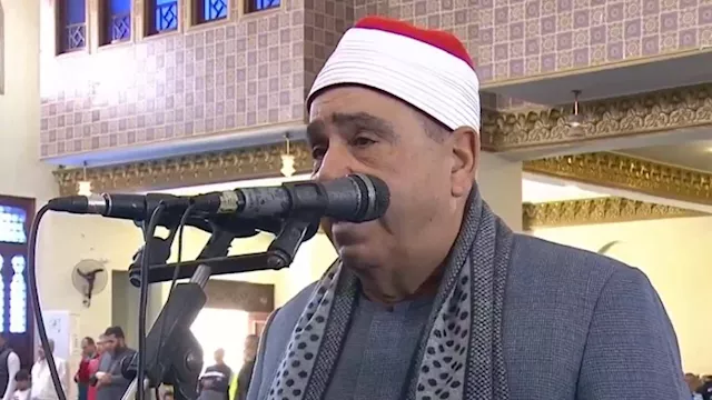 شعائر صلاة الجمعة من مسجد السيدة خديجة بـ 6 أكتوبر