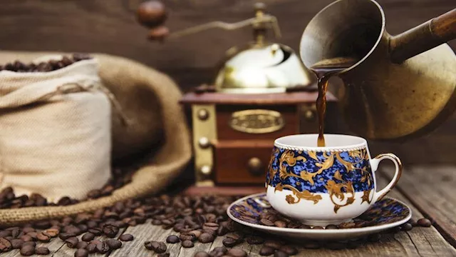 مشروب القهوة بالكركم