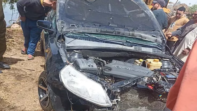 عقب اننشال السيارة بواسطة لودر