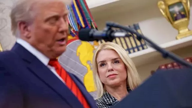 ترامب يفتح ''صندوق إبستين'' ويستدعي سلاحه السري