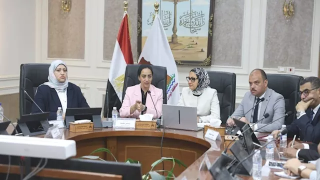 محافظ الوادي الجديد تلتقي نائب محافظ سيناء