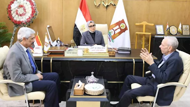 حنان مجدي محافظ الوادي الجديد