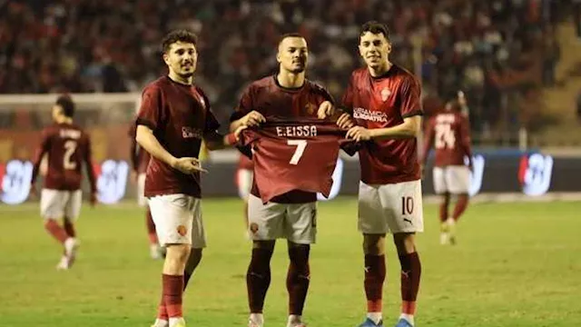 لاعبو سيراميكا كليوباترا يدعمون إسلام عيسى بهذه ال