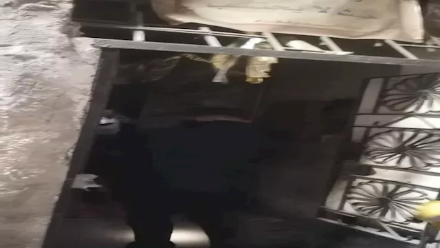 جثة ومصاب في انهيار عقار بجوار مسجد الحسين