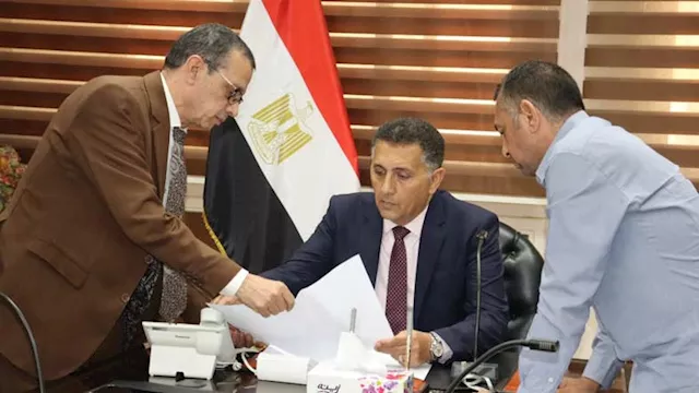 محافظ القليوبية يتابع إنشاء غرفة الأزمات التبادلية