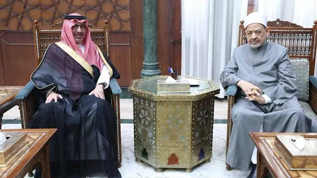 شيخ الأزهر يستقبل السفير السعودي