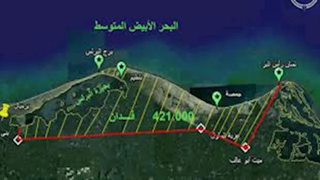 وقف الأمير مصطفى عبد المنان