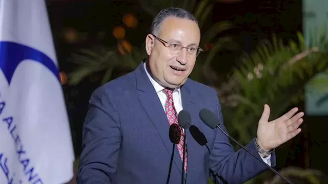 الدكتور عبد العزيز قنصوة، وزير التعليم العالي