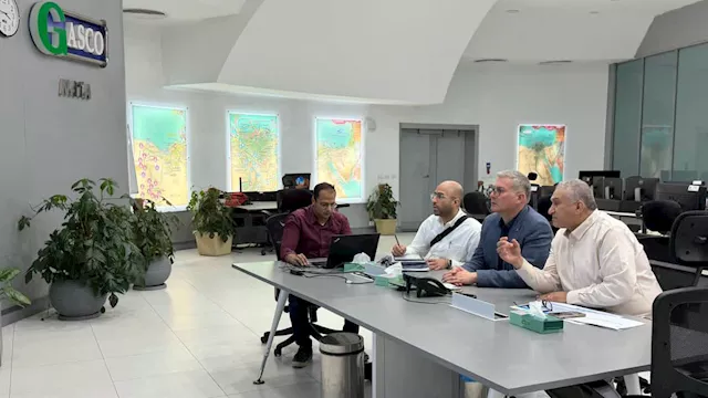 وزير البترول يتابع جاهزية شبكة الغاز لتأمين الكهرب