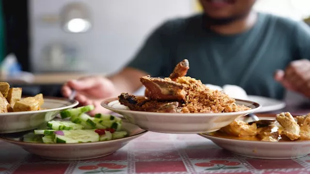 تناول الطعام