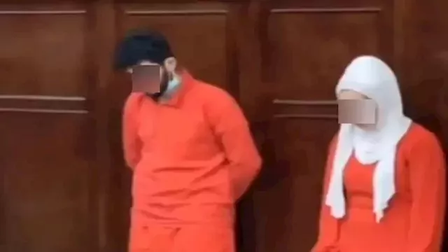 المتهمين