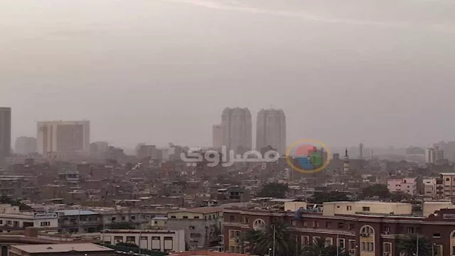 عاصفة ترابية تضرب القاهرة الجيزة (9)