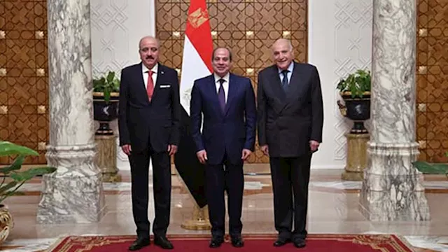 الرئيس السيسي مع وزيري خارجية الجزائر وتونس