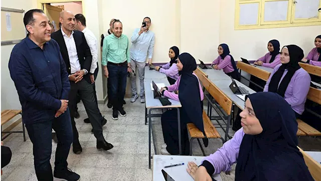مدبولي يتفقد مجمع مدارس الجمهورية الجديدة ببولاق