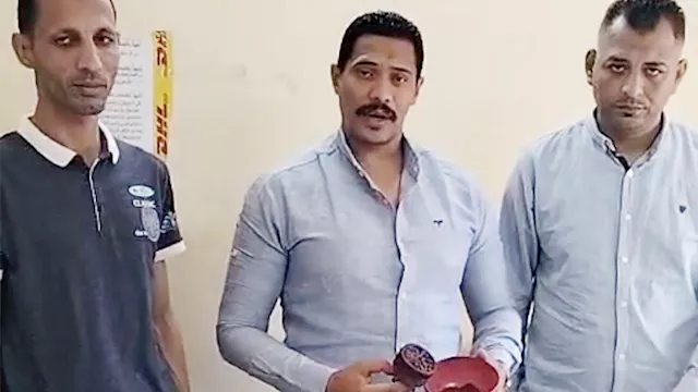 ضبط جزارين يستخدمون أختامًا مزيفة