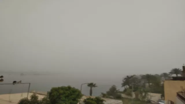 عاصفة ترابية
