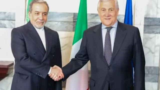 وزير الخارجية الإيراني ونظيره الإيطالي