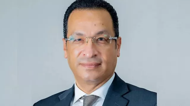  رأفت هندي وزير الاتصالات وتكنولوجيا المعلومات