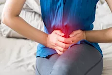 هل يخفف شاي الزنجبيل من آلام الدورة الشهرية؟ الدراسات تكشف مفاجأة