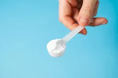 هل تناول الكرياتين يحسن صفاء الذهن والمخ؟.. مدرس صيدلة يوضح