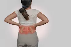  المرأة بعد سن الأربعين- 5 عادات تضر الكلى عند النساء  