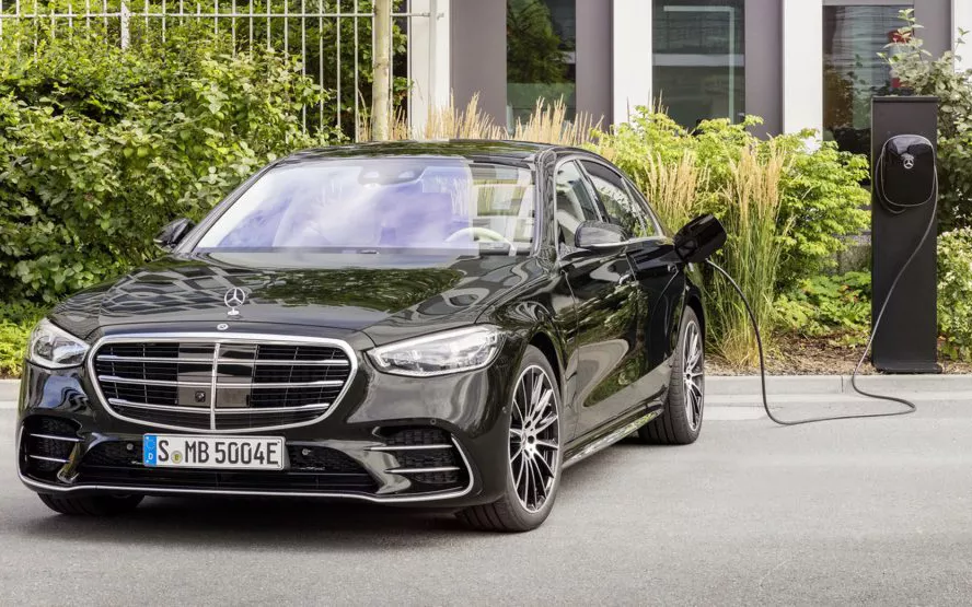 Mercedes-S-Class-Hybrid-Plug-In