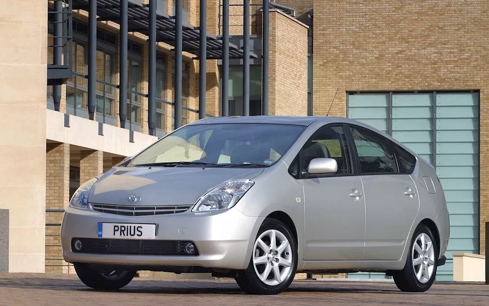 2003-toyota-prius-07