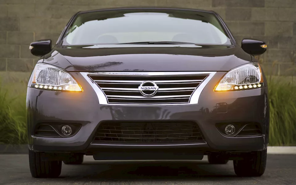 nissan_sentra_2012_wallpapers_1