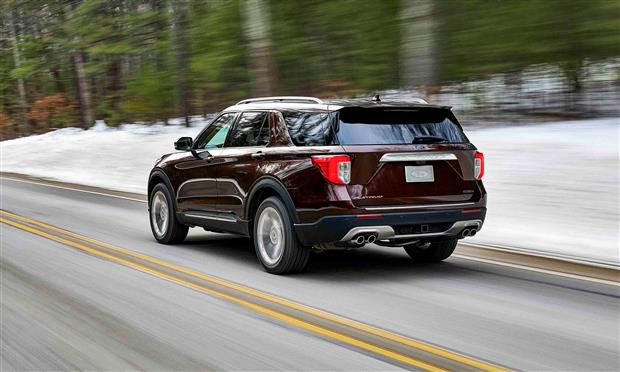 7-Ford-Explorer-Platinum_1_1